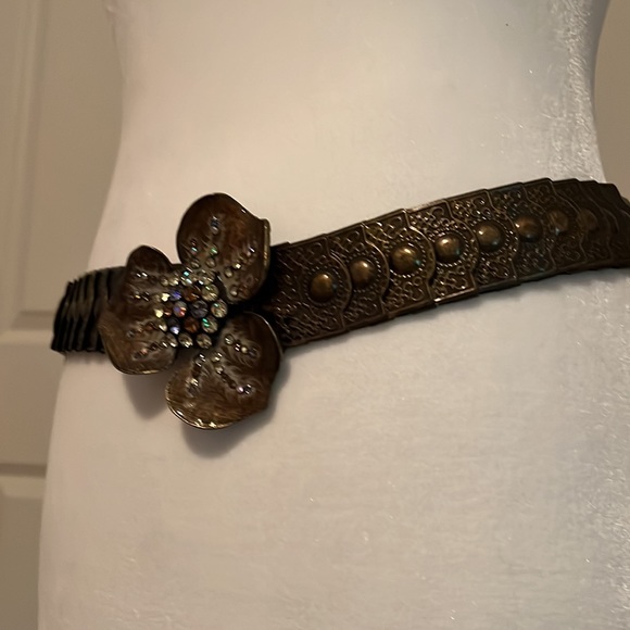 Handmade boutique belt - Picture 4 of 7